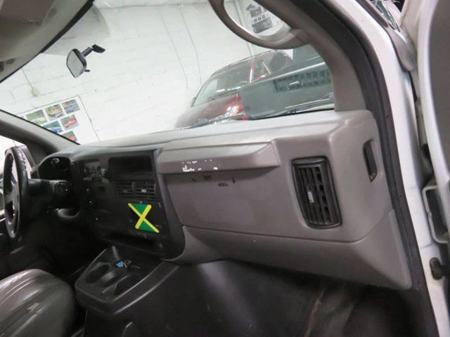 2007 Chevrolet Express Cargo Van 2500 SERIES / 4.8L V8 - 18511802 - 6