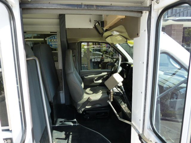 2007 Chevrolet Express Commercial Cutaway 4.8L V8 GAS*3500*SRW*139" WB C6Y*"COLLINS" 15 PASSENGER MINI BUS - 22762913 - 18