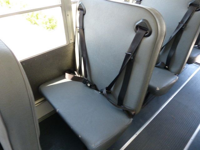 2007 Chevrolet Express Commercial Cutaway 4.8L V8 GAS*3500*SRW*139" WB C6Y*"COLLINS" 15 PASSENGER MINI BUS - 22762913 - 25