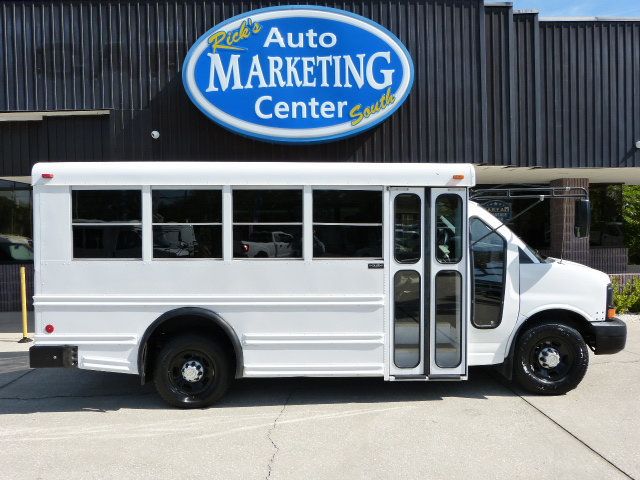 2007 Chevrolet Express Commercial Cutaway 4.8L V8 GAS*3500*SRW*139" WB C6Y*"COLLINS" 15 PASSENGER MINI BUS - 22762913 - 3