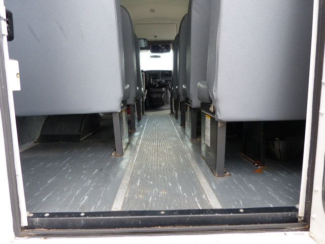 2007 Chevrolet Express Commercial Cutaway 4.8L V8 GAS*3500*SRW*139" WB*"THOMAS BUILT" 15 PASS. MINI BUS  - 22856121 - 14