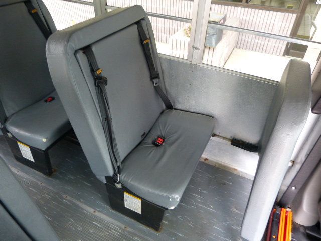 2007 Chevrolet Express Commercial Cutaway 4.8L V8 GAS*3500*SRW*139" WB*"THOMAS BUILT" 15 PASS. MINI BUS  - 22856121 - 25