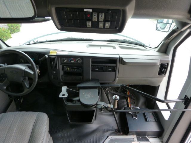 2007 Chevrolet Express Commercial Cutaway 4.8L V8 GAS*3500*SRW*139" WB*"THOMAS BUILT" 15 PASS. MINI BUS  - 22856121 - 31