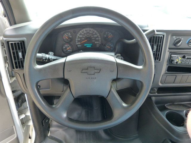 2007 Chevrolet Express Commercial Cutaway 4.8L V8 GAS*3500*SRW*139" WB*"THOMAS BUILT" 15 PASS. MINI BUS  - 22856121 - 36