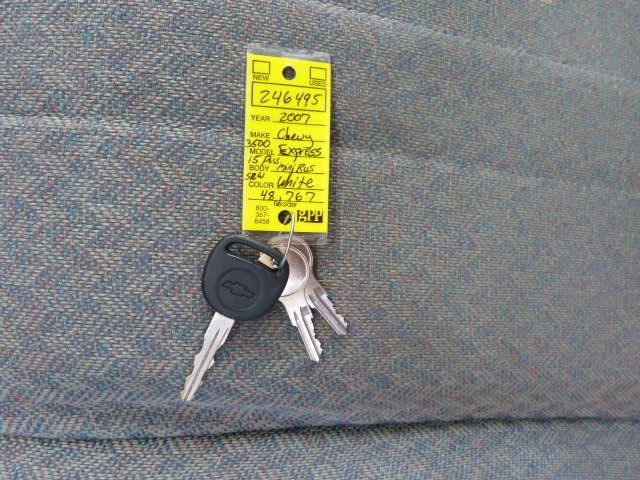 2007 Chevrolet Express Commercial Cutaway 4.8L V8 GAS*3500*SRW*139" WB*"THOMAS BUILT" 15 PASS. MINI BUS  - 22856121 - 46