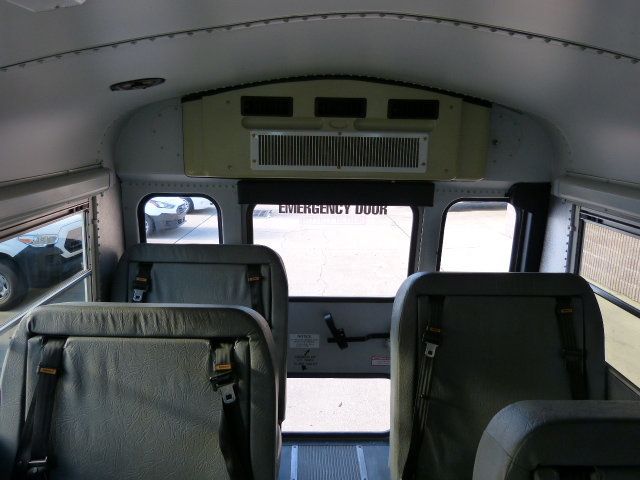 2007 Chevrolet Express Commercial Cutaway 4.8L V8 GAS*3500*SRW*139" WB*"THOMAS BUILT" 15 PASS. MINI BUS - 22929559 - 19