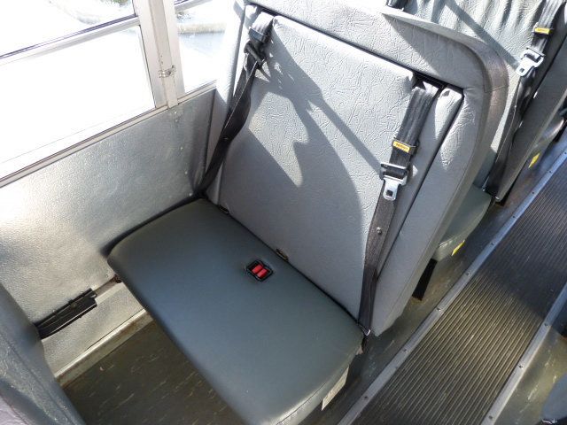 2007 Chevrolet Express Commercial Cutaway 4.8L V8 GAS*3500*SRW*139" WB*"THOMAS BUILT" 15 PASS. MINI BUS - 22929559 - 26