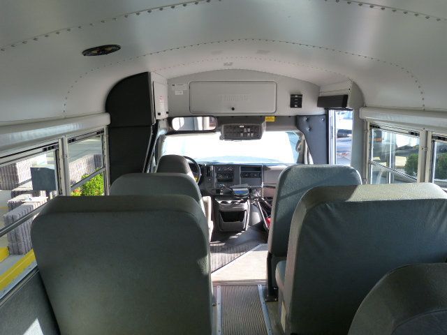 2007 Chevrolet Express Commercial Cutaway 4.8L V8 GAS*3500*SRW*139" WB*"THOMAS BUILT" 15 PASS. MINI BUS - 22929559 - 30