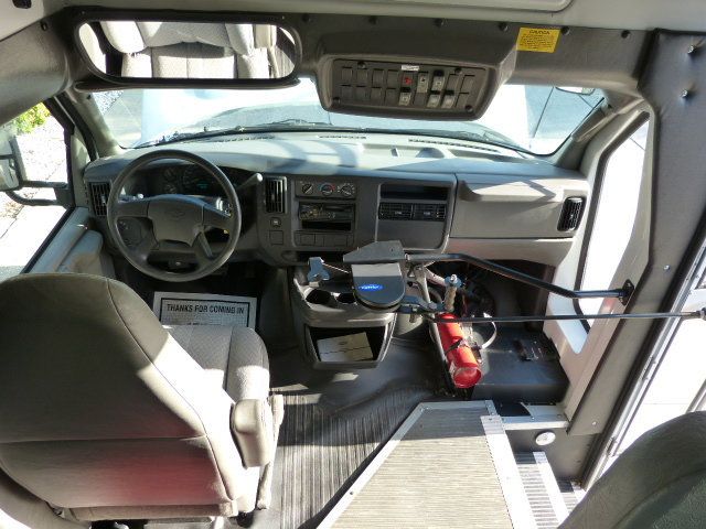 2007 Chevrolet Express Commercial Cutaway 4.8L V8 GAS*3500*SRW*139" WB*"THOMAS BUILT" 15 PASS. MINI BUS - 22929559 - 32