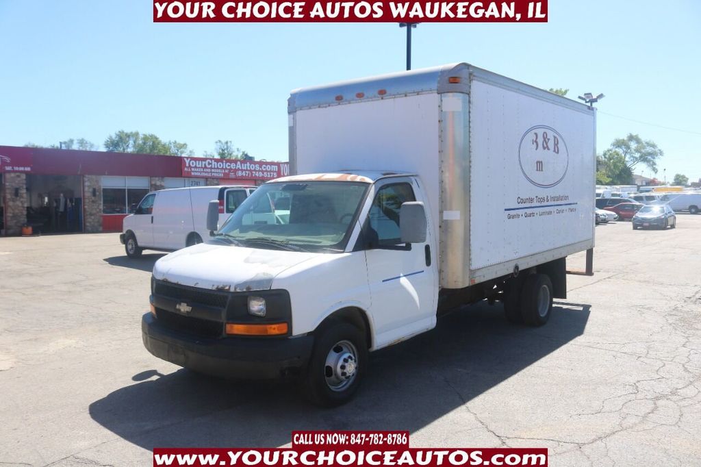 2007 Chevrolet Express Cutaway 3500 2dr Commercial/Cutaway/Chassis 139 177 in. WB - 21466938 - 0