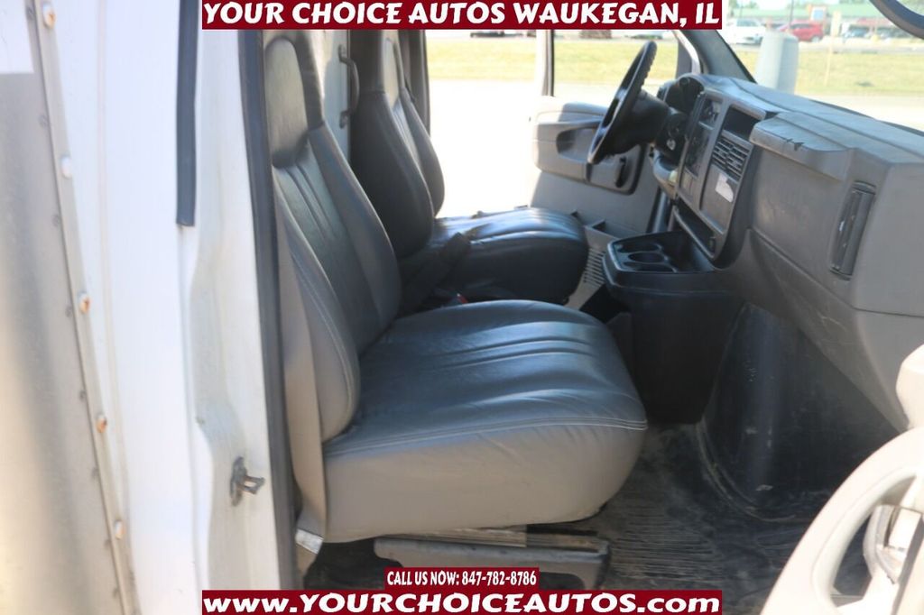 2007 Chevrolet Express Cutaway 3500 2dr Commercial/Cutaway/Chassis 139 177 in. WB - 21466938 - 22