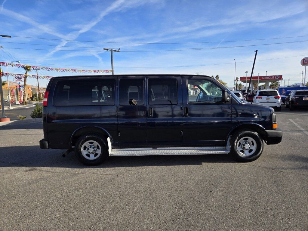 2007 Chevrolet Express Passenger RWD 1500 135" - 22717065 - 2