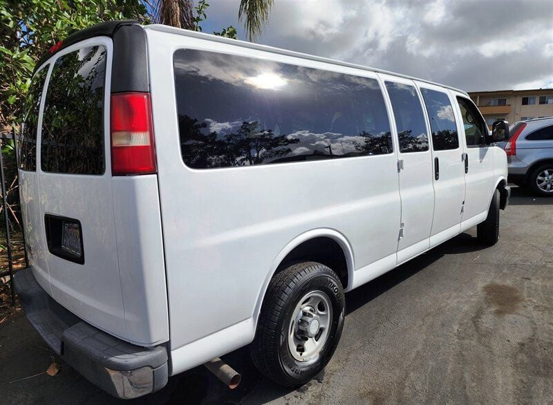 2007 Chevrolet Express Passenger RWD 3500 155" - 22651384 - 3