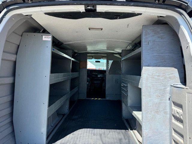 2007 Chevrolet G2500 CARGO VAN SHELVING/PARTITION PARTITION/READY FOR WORK - 22364286 - 35