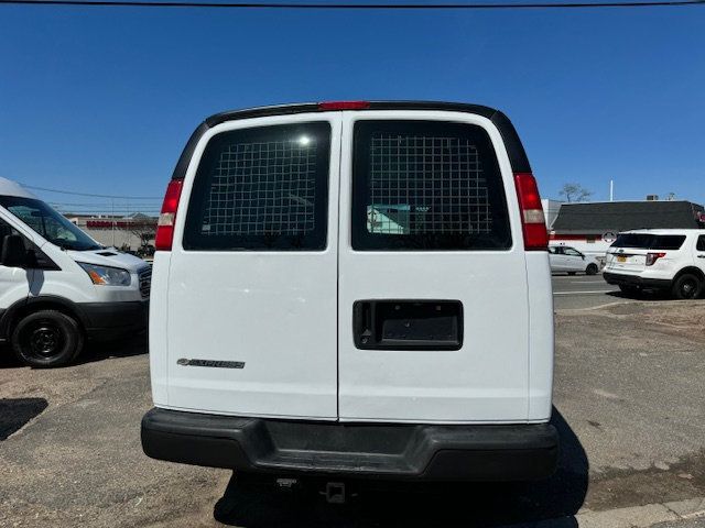 2007 Chevrolet G2500 CARGO VAN SHELVING/PARTITION PARTITION/READY FOR WORK - 22364286 - 5