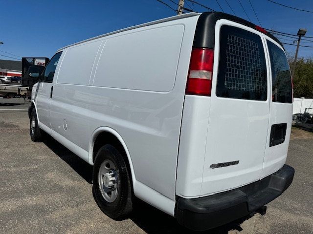 2007 Chevrolet G2500 CARGO VAN SHELVING/PARTITION PARTITION/READY FOR WORK - 22364286 - 7