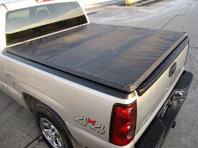 2007 Chevrolet Silverado 1500 Classic 4WD Crew Cab 143.5" LS - 22956268 - 15