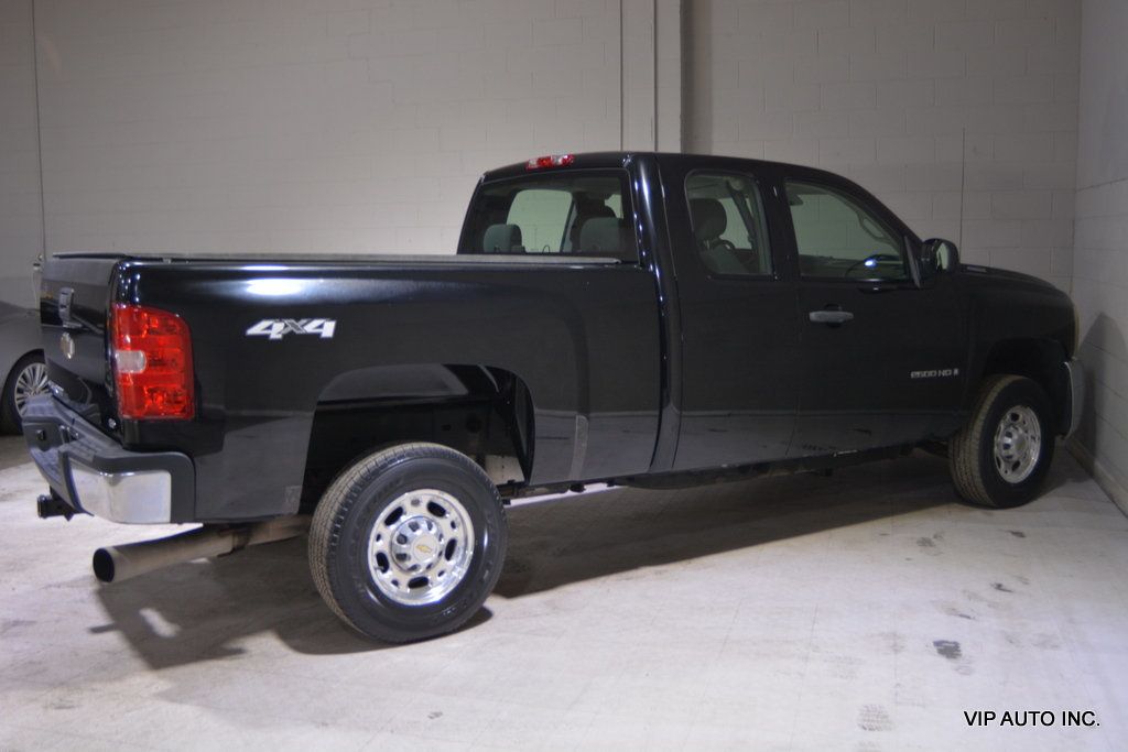 2007 Chevrolet Silverado 2500HD 4WD Ext Cab 143.5" LS - 22899165 - 31