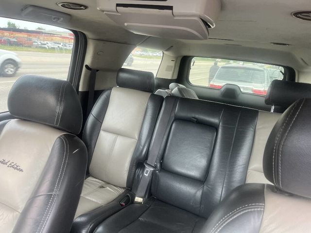 2007 Chevrolet Suburban  - 23000585 - 1