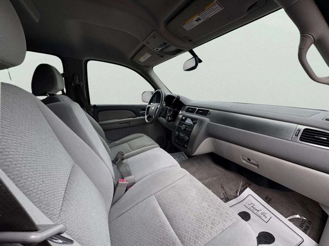 2007 Chevrolet Suburban 4WD 4dr 1500 LS - 22947861 - 13