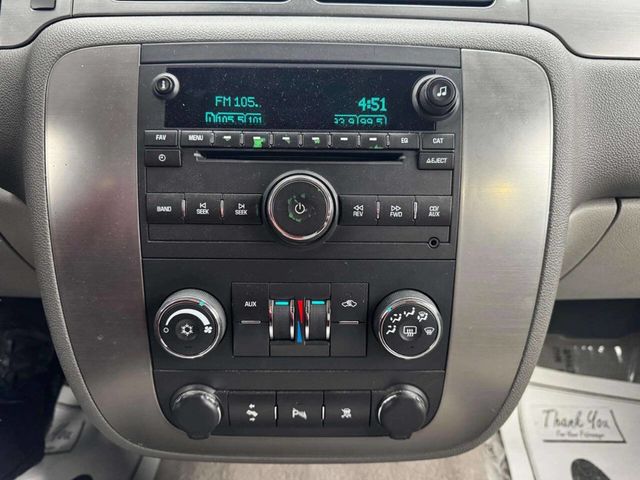 2007 Chevrolet Suburban 4WD 4dr 1500 LS - 22947861 - 19