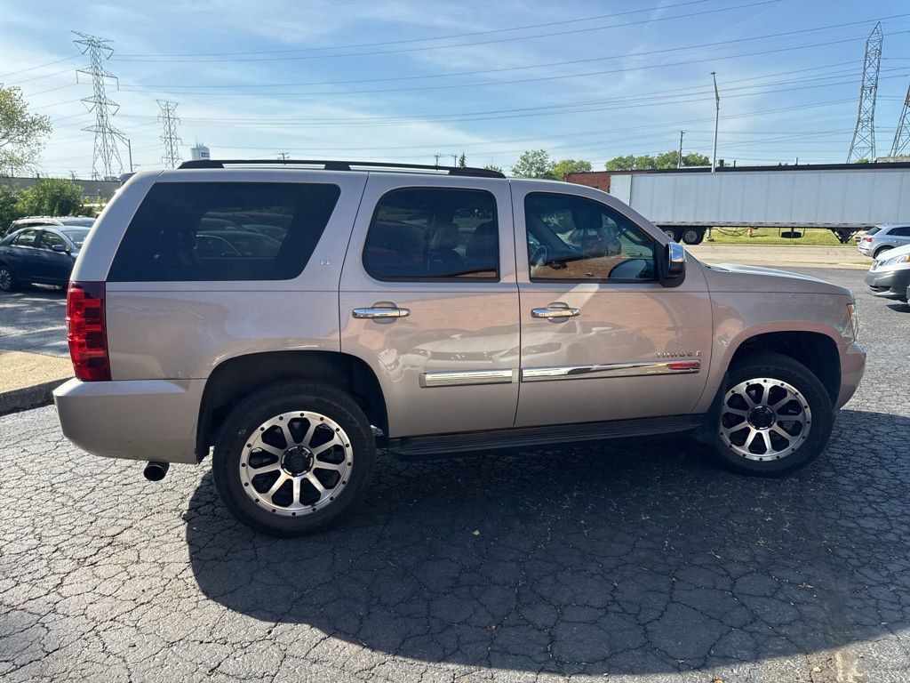 2007 Chevrolet Tahoe 4WD 4dr 1500 LT - 23035990 - 7