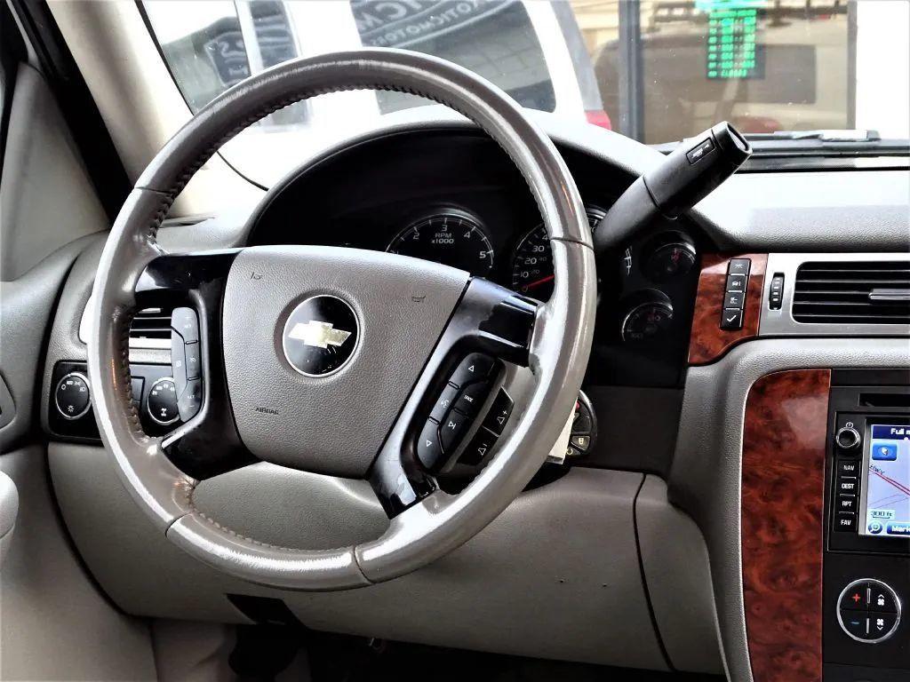 2007 Chevrolet Tahoe 4WD 4dr 1500 LTZ - 23074598 - 12