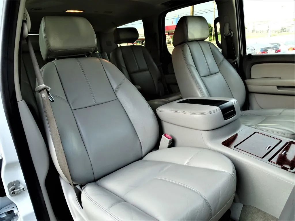 2007 Chevrolet Tahoe 4WD 4dr 1500 LTZ - 23074598 - 6