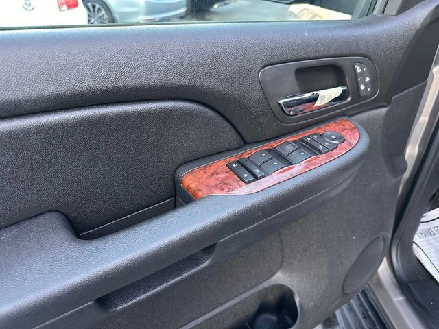 2007 Chevrolet Tahoe LT 4dr SUV 4WD - 22951785 - 13