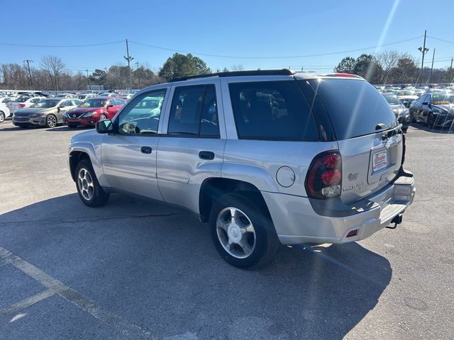 2007 Chevrolet Trailblazer 2WD 4dr LS - 22989445 - 5
