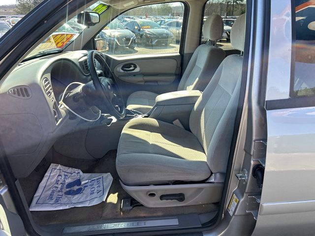 2007 Chevrolet Trailblazer 2WD 4dr LS - 22989445 - 7