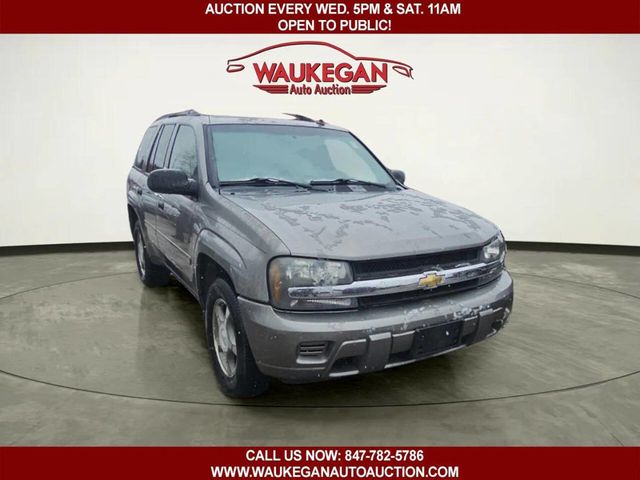 2007 Chevrolet Trailblazer 4WD 4dr LS - 22997902 - 2