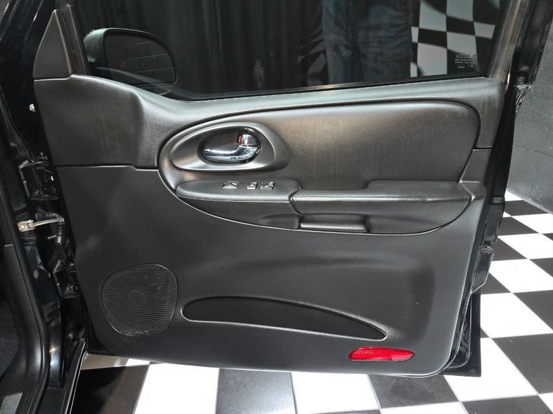 2007 Chevrolet Trailblazer 4WD 4dr SS - 22940459 - 70