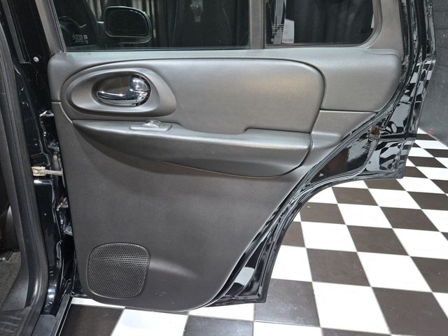 2007 Chevrolet Trailblazer 4WD 4dr SS - 23044811 - 90