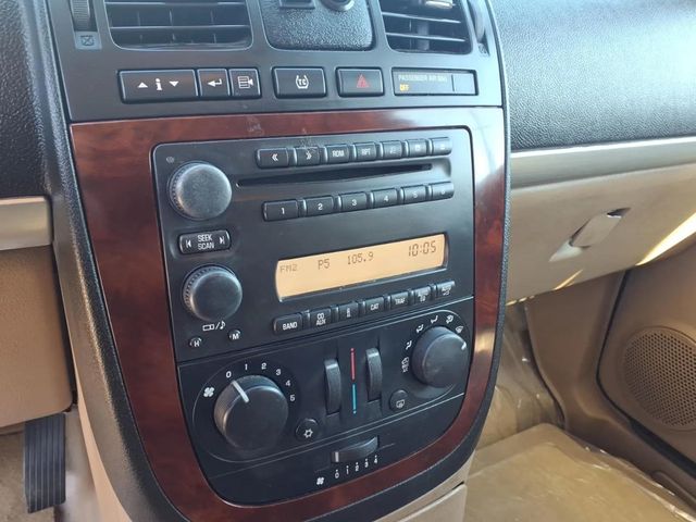 2007 Chevrolet Uplander LT Extended Minivan 4D - 22989168 - 11