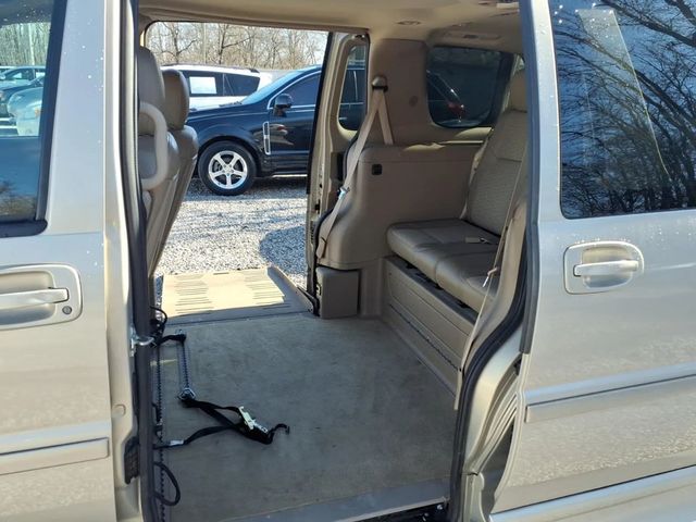 2007 Chevrolet Uplander LT Extended Minivan 4D - 22989168 - 13