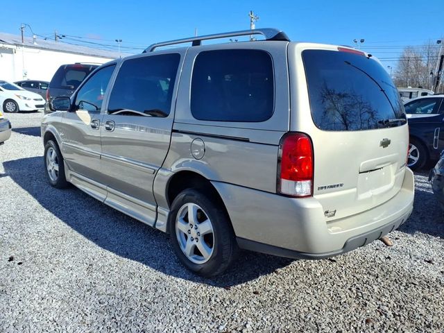 2007 Chevrolet Uplander LT Extended Minivan 4D - 22989168 - 2