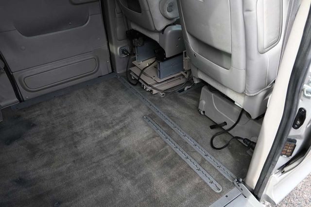 2007 Chevrolet Uplander LT Mobility Handicap Van - 22946978 - 18