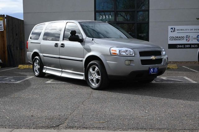 2007 Chevrolet Uplander LT Mobility Handicap Van - 22946978 - 2