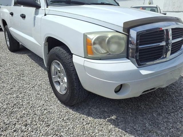 2007 Dodge Dakota Quad Cab SLT Pickup 4D 5 1/2 ft - 23079020 - 17