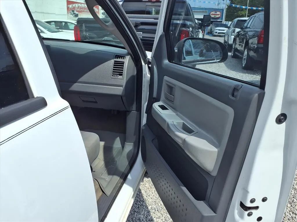 2007 Dodge Dakota Quad Cab SLT Pickup 4D 5 1/2 ft - 23079020 - 18