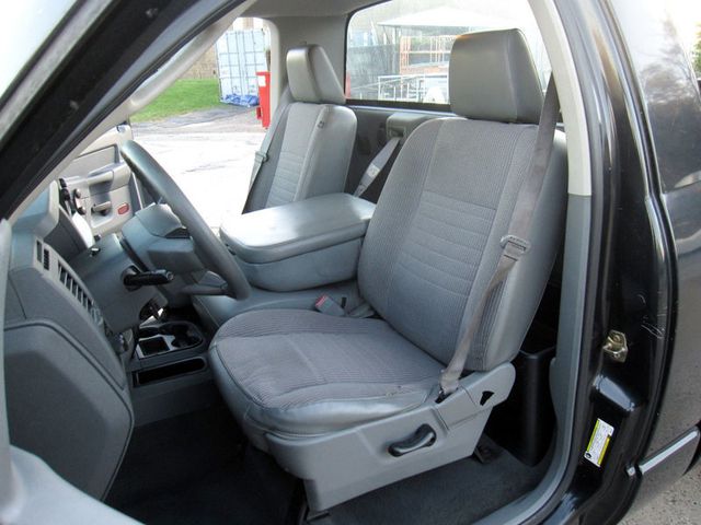 2007 Dodge Ram 1500 2WD Reg Cab 120.5" ST - 23098189 - 17