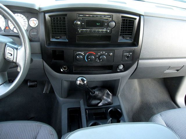 2007 Dodge Ram 1500 2WD Reg Cab 120.5" ST - 23098189 - 19