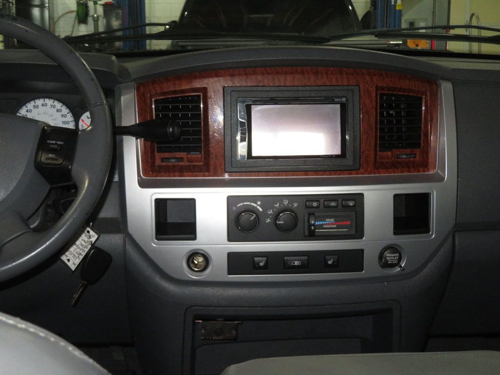 2007 Dodge Ram Laramie photo 34