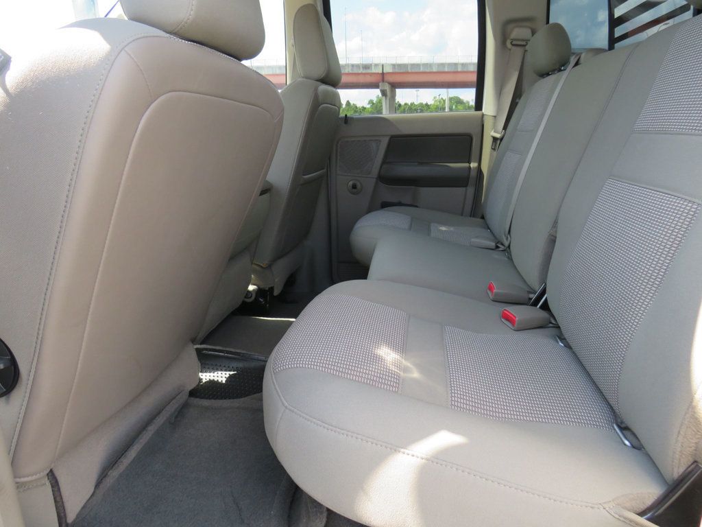 2007 Dodge Ram SLT photo 10