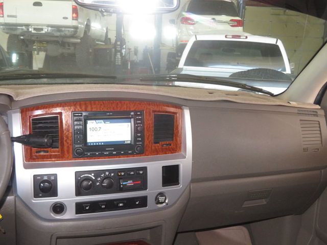 2007 Dodge Ram 2500 LARAMIE MEGA CAB CUMMINS DIESEL 4X4 LEATHER AZ 4X4 LOW MILES  - 23005265 - 39