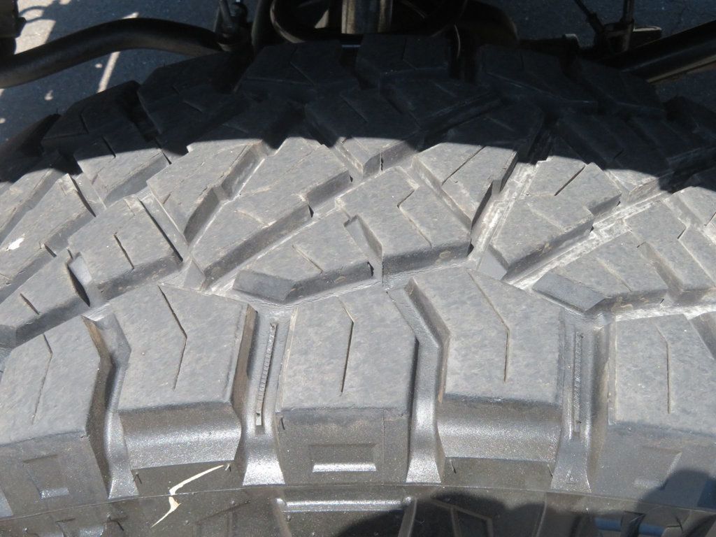 2007 Dodge Ram 2500 LIFTED LOW MILE 6SPEED MANUAL TRANNY G56 CUMMINS DIESEL SLT 4X4  - 23081925 - 17
