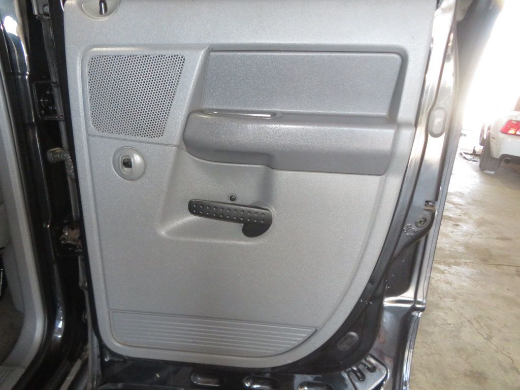 2007 Dodge Ram 2500 LIFTED LOW MILE 6SPEED MANUAL TRANNY G56 CUMMINS DIESEL SLT 4X4  - 23081925 - 30