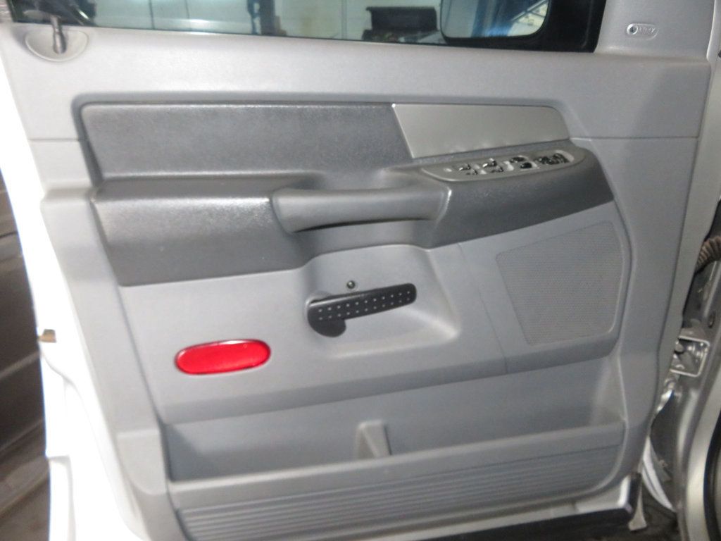 2007 Dodge Ram 2500 SLT 1OWNER MEGACAB CUMMINS DIESEL 4X4 EXTRA CLEAN LOW MILES  - 23018762 - 19