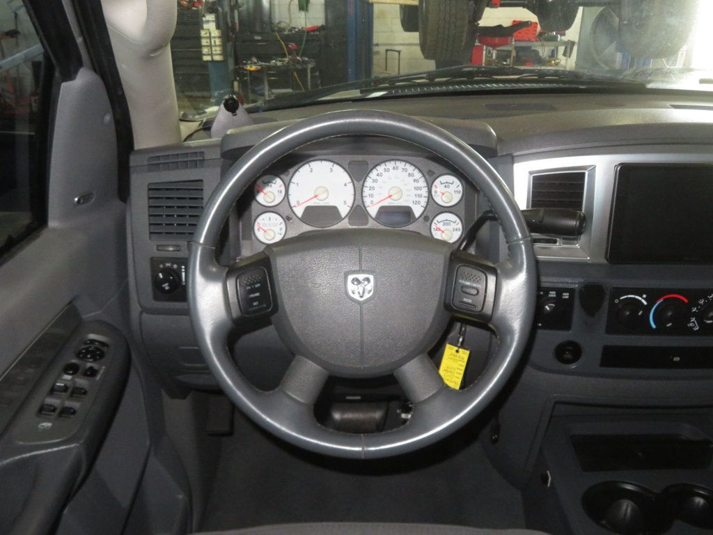 2007 Dodge Ram 2500 SLT 1OWNER MEGACAB CUMMINS DIESEL 4X4 EXTRA CLEAN LOW MILES  - 23018762 - 38